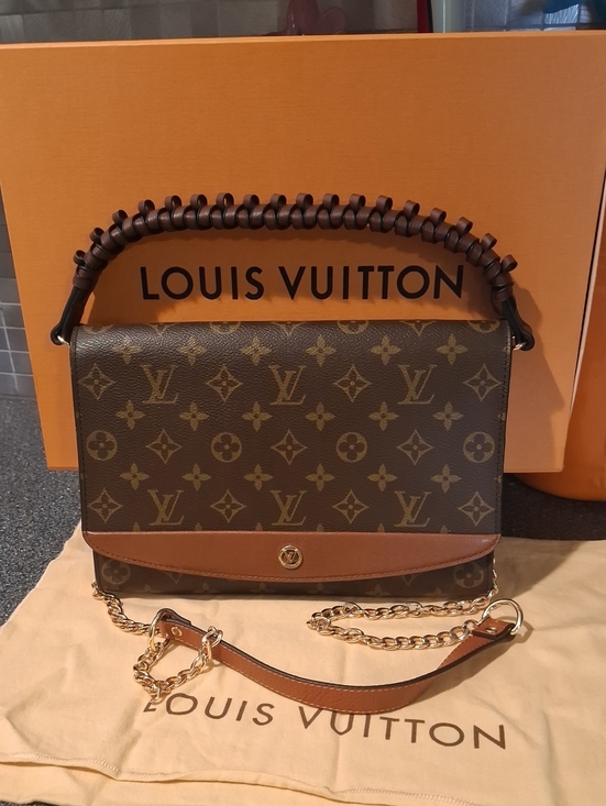 Louis Vuitton Handbags - Louis Vuitton Bordeaux Bag with COA